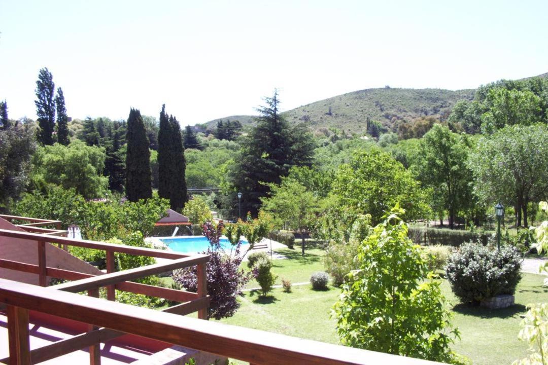 Los Almendros La Cumbre Dış mekan fotoğraf